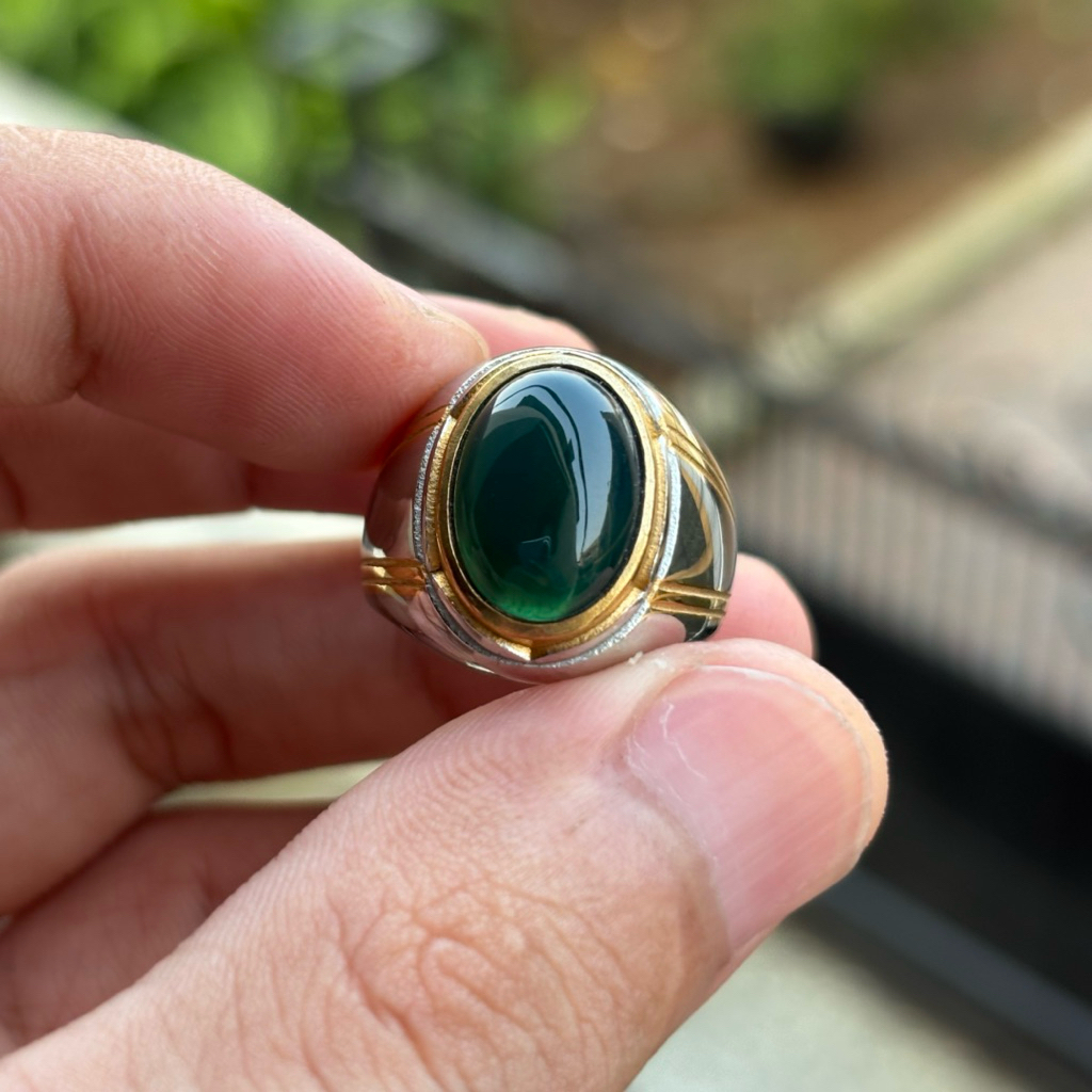 Cincin batu anggur hijau Keren