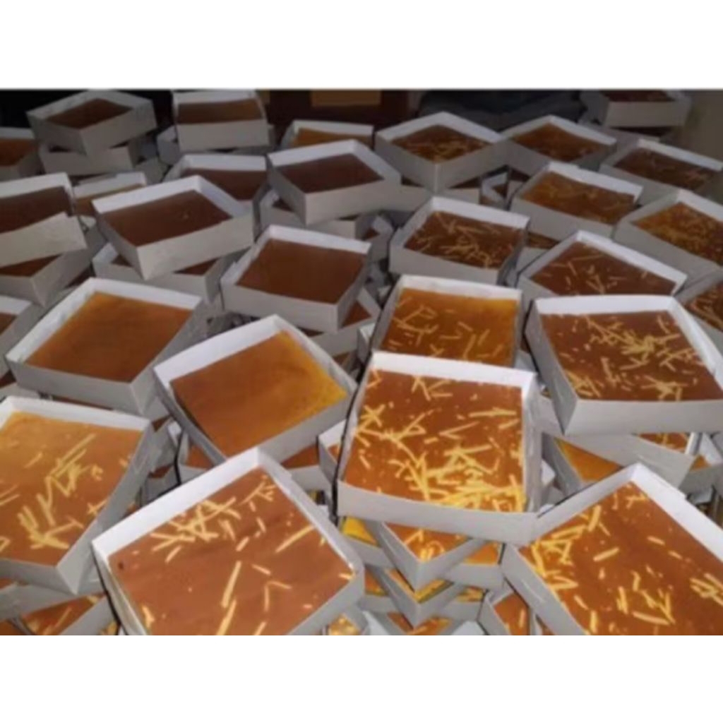 Kue Lapis Legit Spesial Butter Original Vakum Ukuran 17 x 17 Cm 700 Gram Melinda
