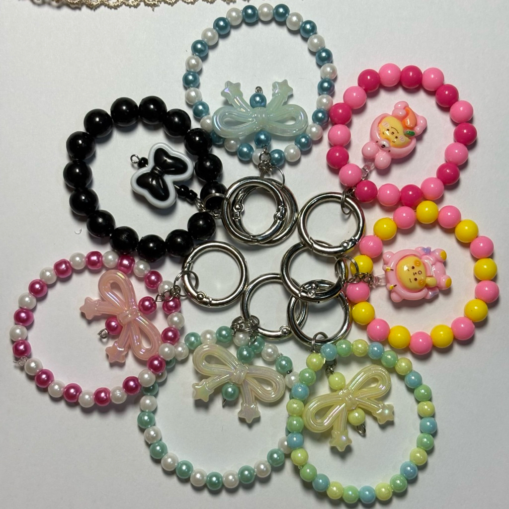 Reier - Gantungan kunci / tas bulat manik-manik warna-warni (keychain  / bagcharm)