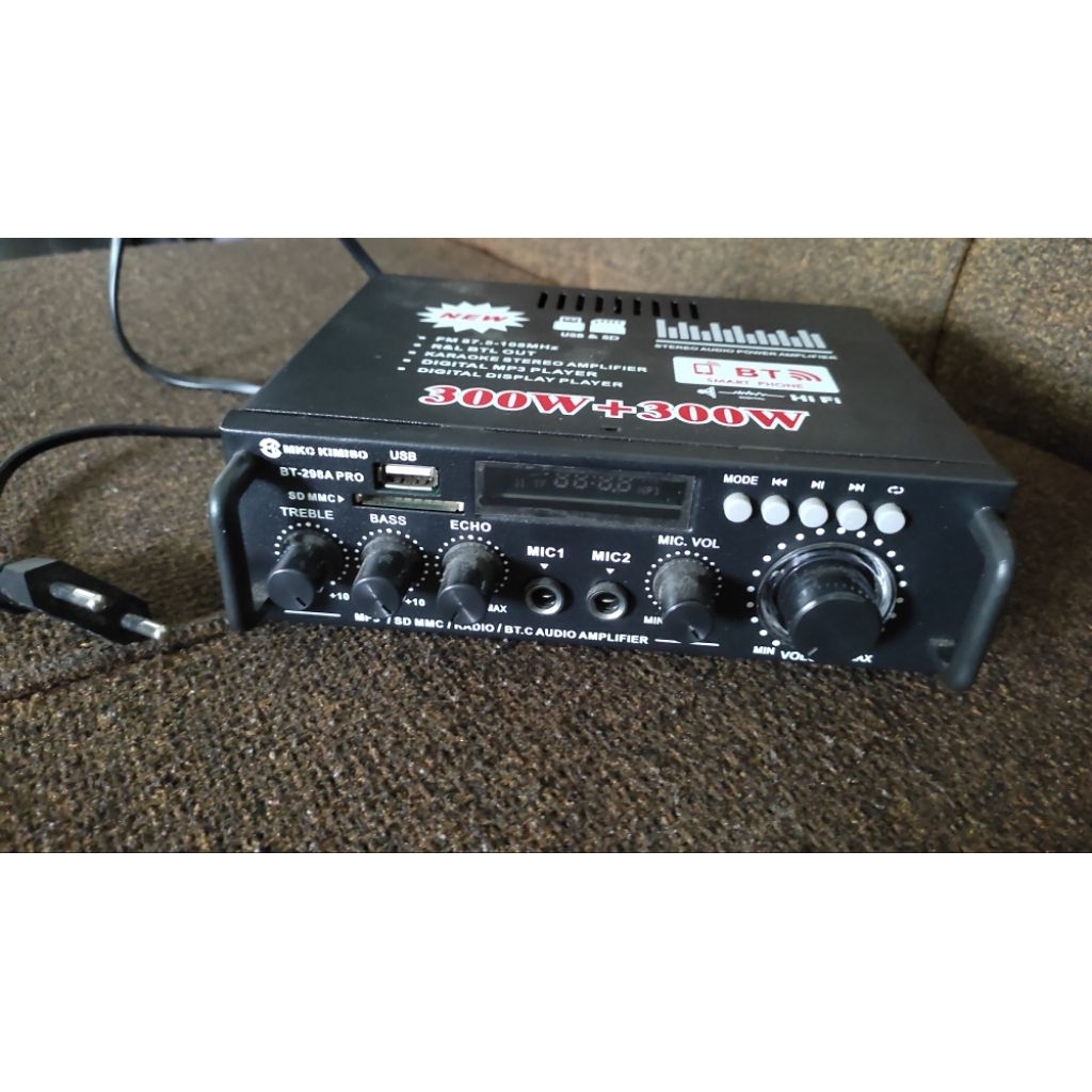 POWER AMPLIFIER BT-298A PRO