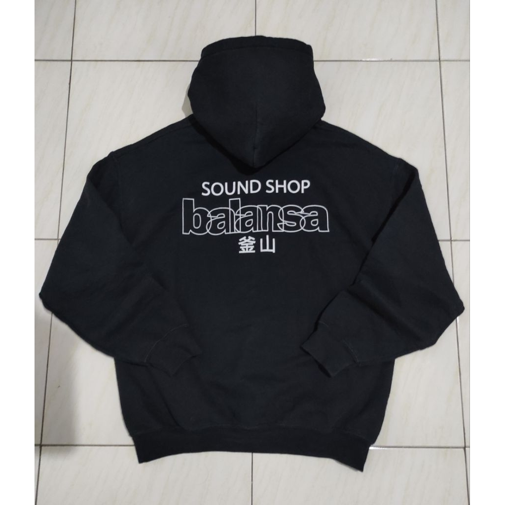 soundshop balansa hoodie black