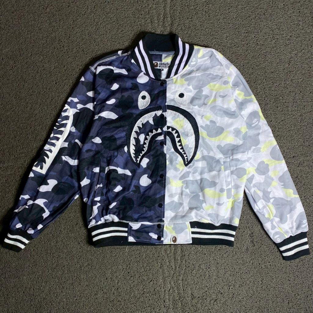 JAKET BOMBER BAPE COMBI CAMOO