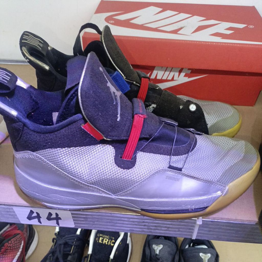 sepatu basket jordan 33 size 44,5 Insole 28,5 cm