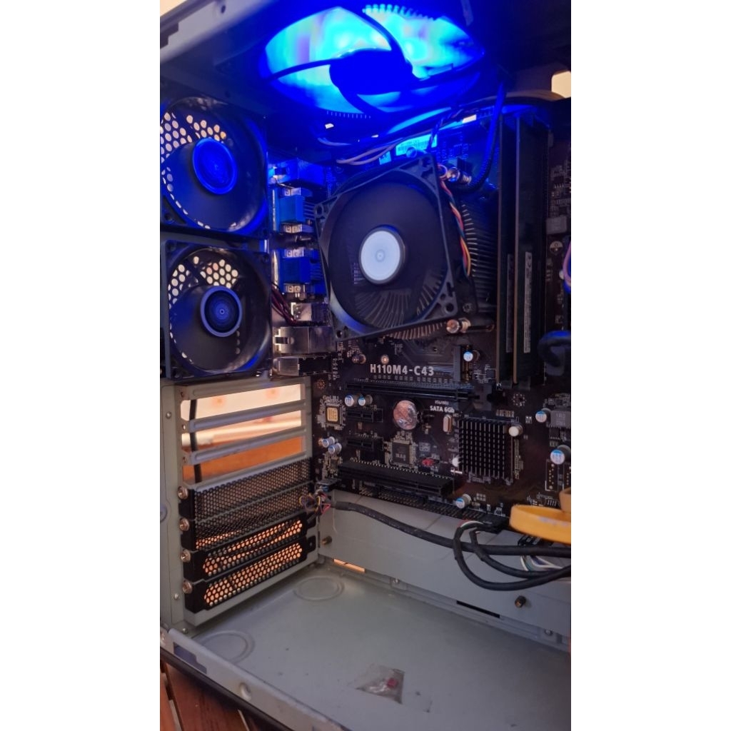 PC Desktop Pentium G4560 Murah