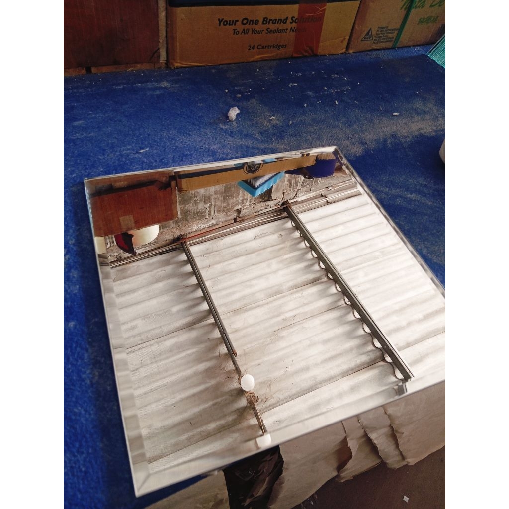 Kaca Cermin Bevel ukuran 20x20cm tebal kaca 5mm Bevel 1cm tebal 5mm - Pusat Kaca Bevel