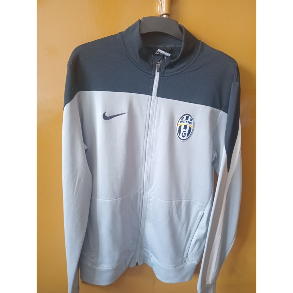 nike juventus tracktop original