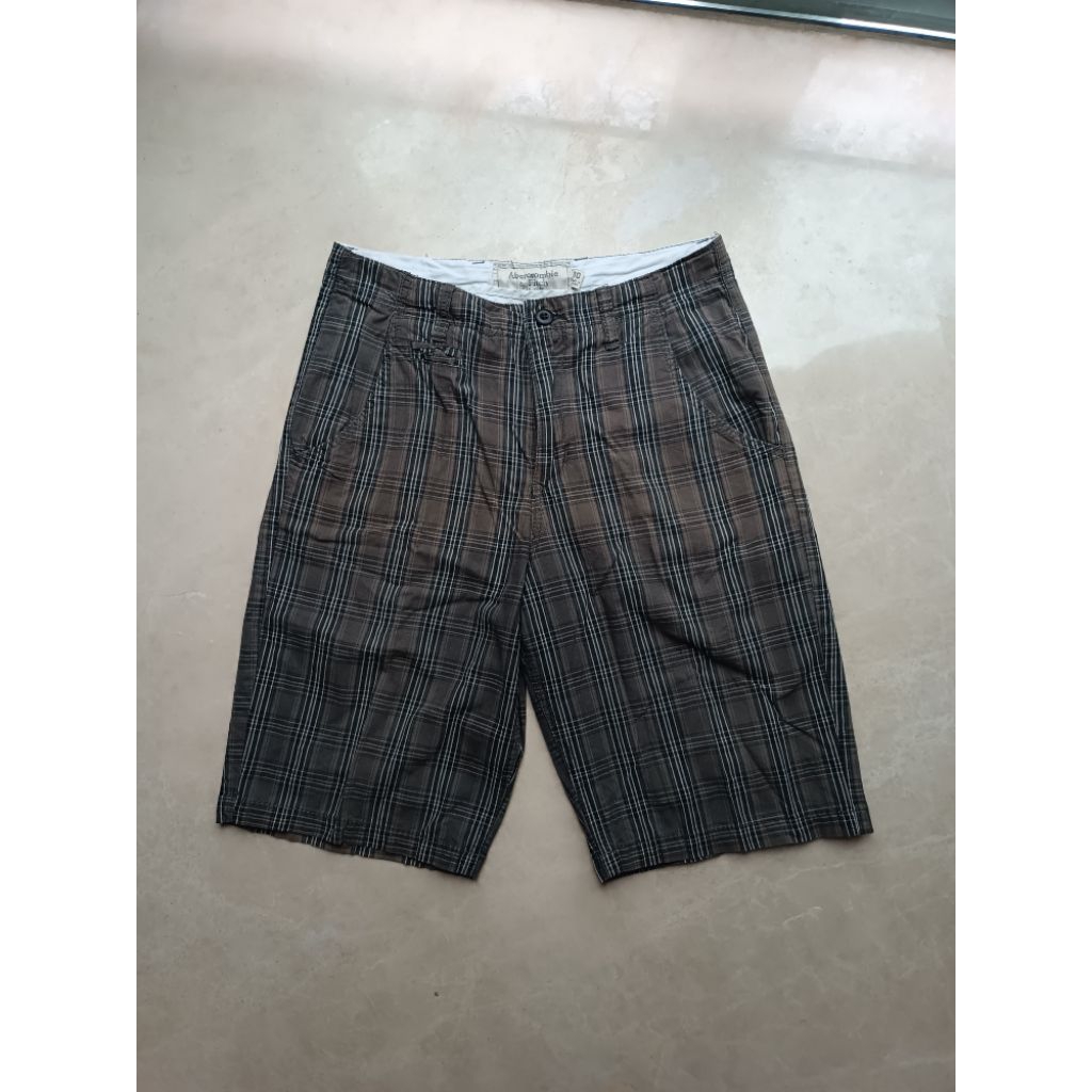 Abercrombie & Fitch Shorts Cargo Men Plaid Celana Pendek Pria VGC Size 30 LP80cm Panjang 55cm