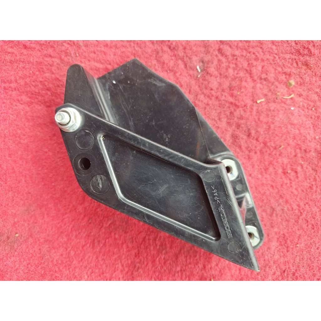 Tensioner Rantai Guide Chain CRF 150 Original