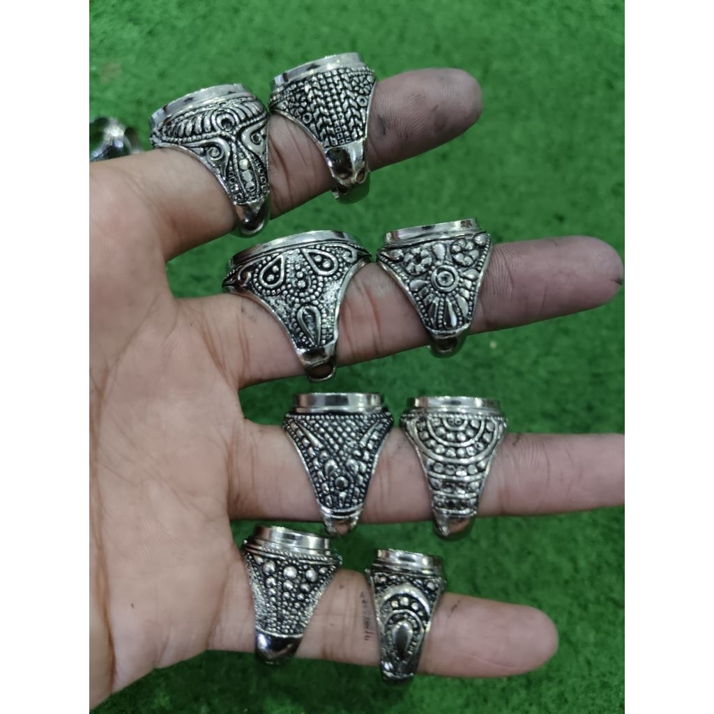 Ring Cincin Emban Alpaka Super Motif Ukir Kombinasi Hitam