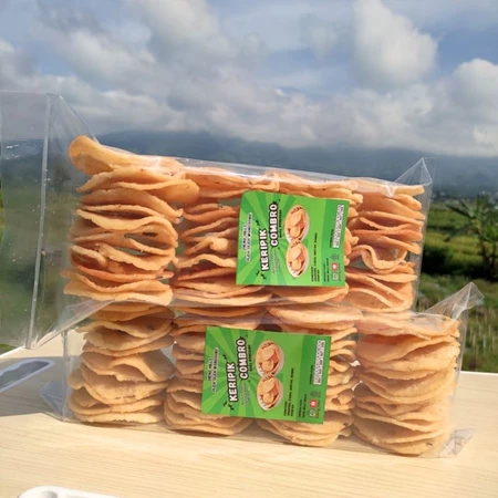 Camilan Keripik Combro Singkonng Makanan Asli Khas Wonosobo