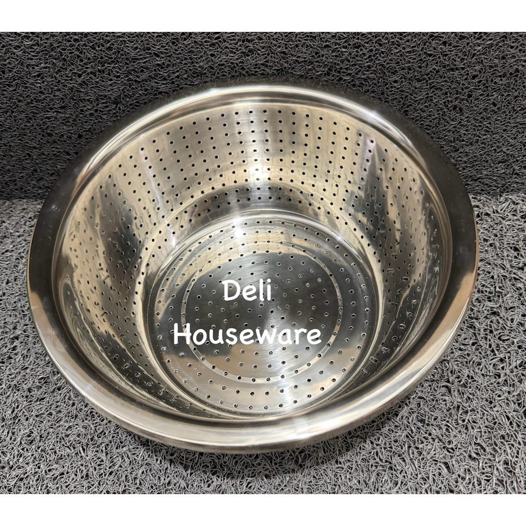 Baskom Jaring Stainless / Mangkok Lubang Saringan Beras