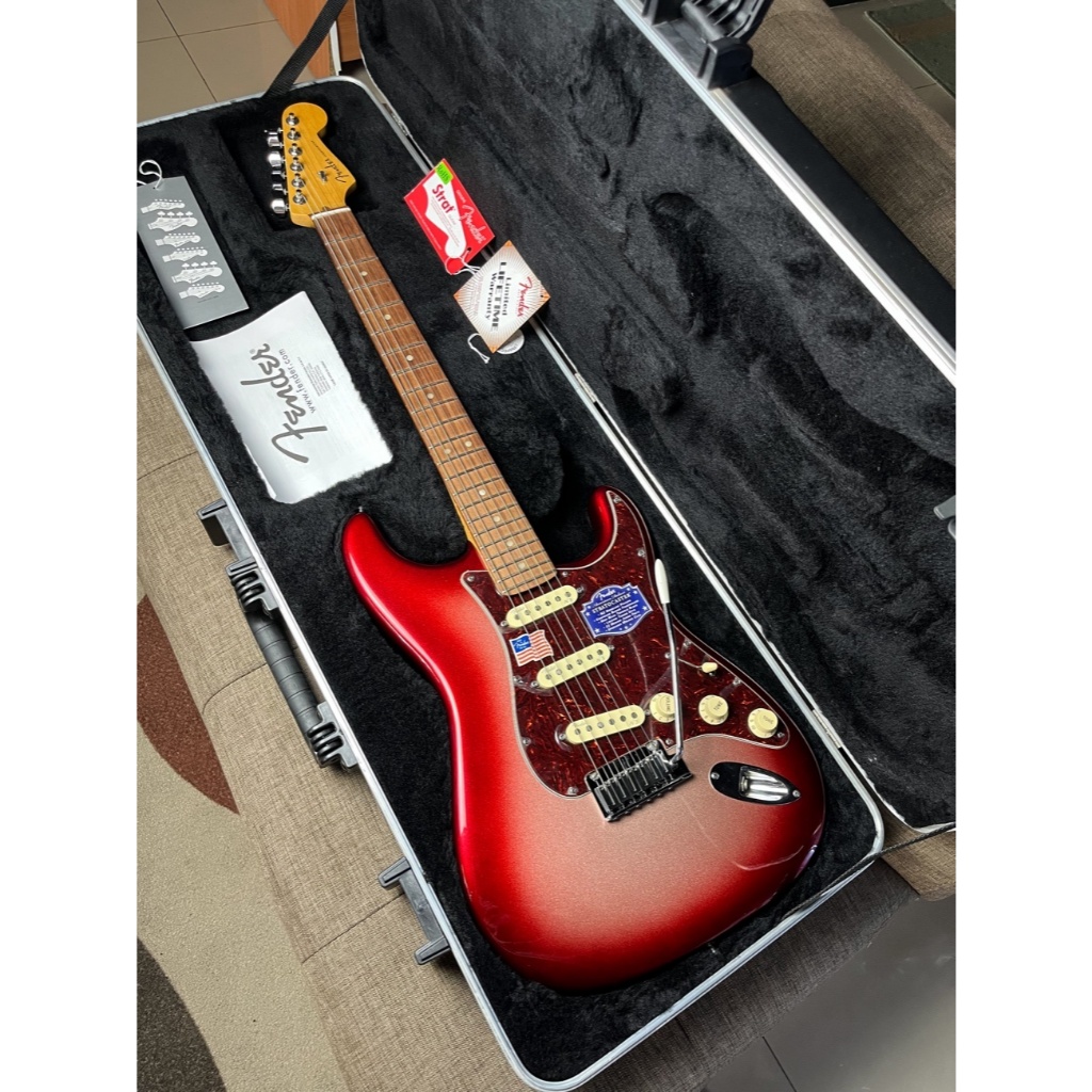 Fender stratocaster american deluxe 2013 rare colour