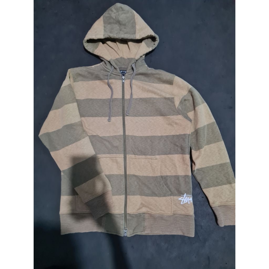 Hoodie zhiper stussy salur second hoodie zhiper stussy salur  preloved