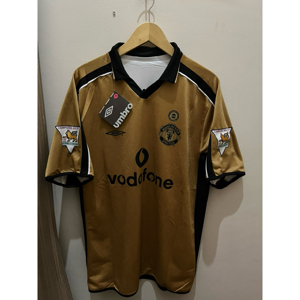 MANCHESTER UNITED 2001-2002 REVERSIBLE CENTENARY (Beckham UCL - v.Nistelrooy EPL) (EXCELLENT) XL