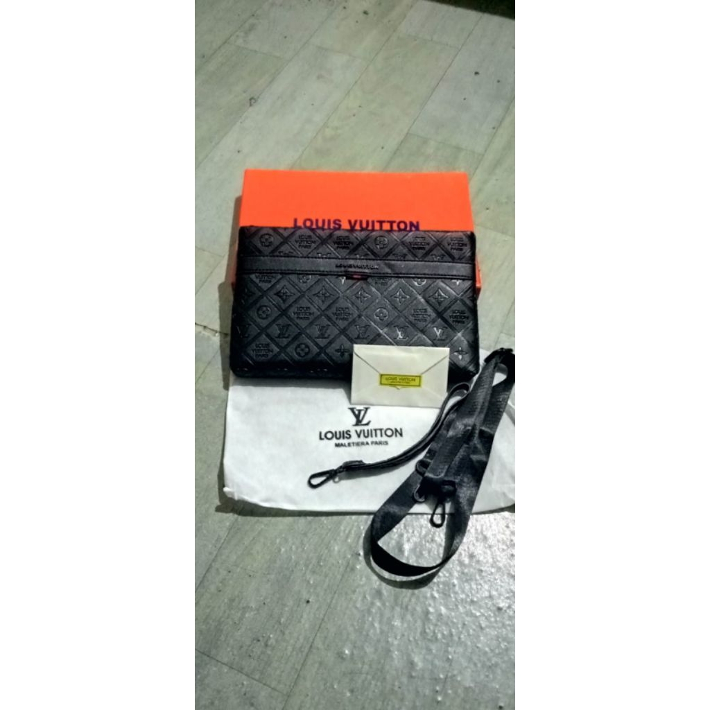 Tas Louis Vuitton