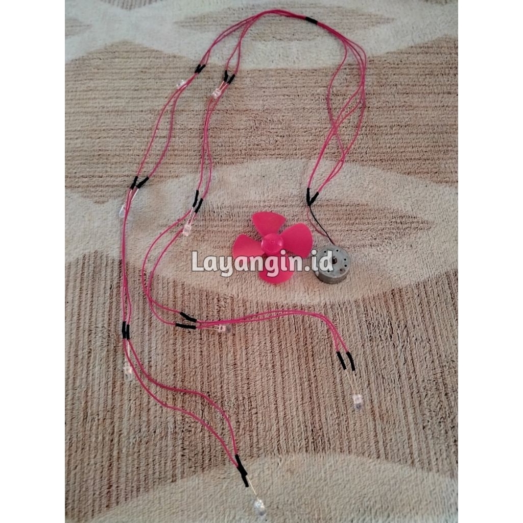 PAKET LAMPU LAYANGAN SATU SET DINAMO DAN BALING-BALING KABEL DUA CABANG