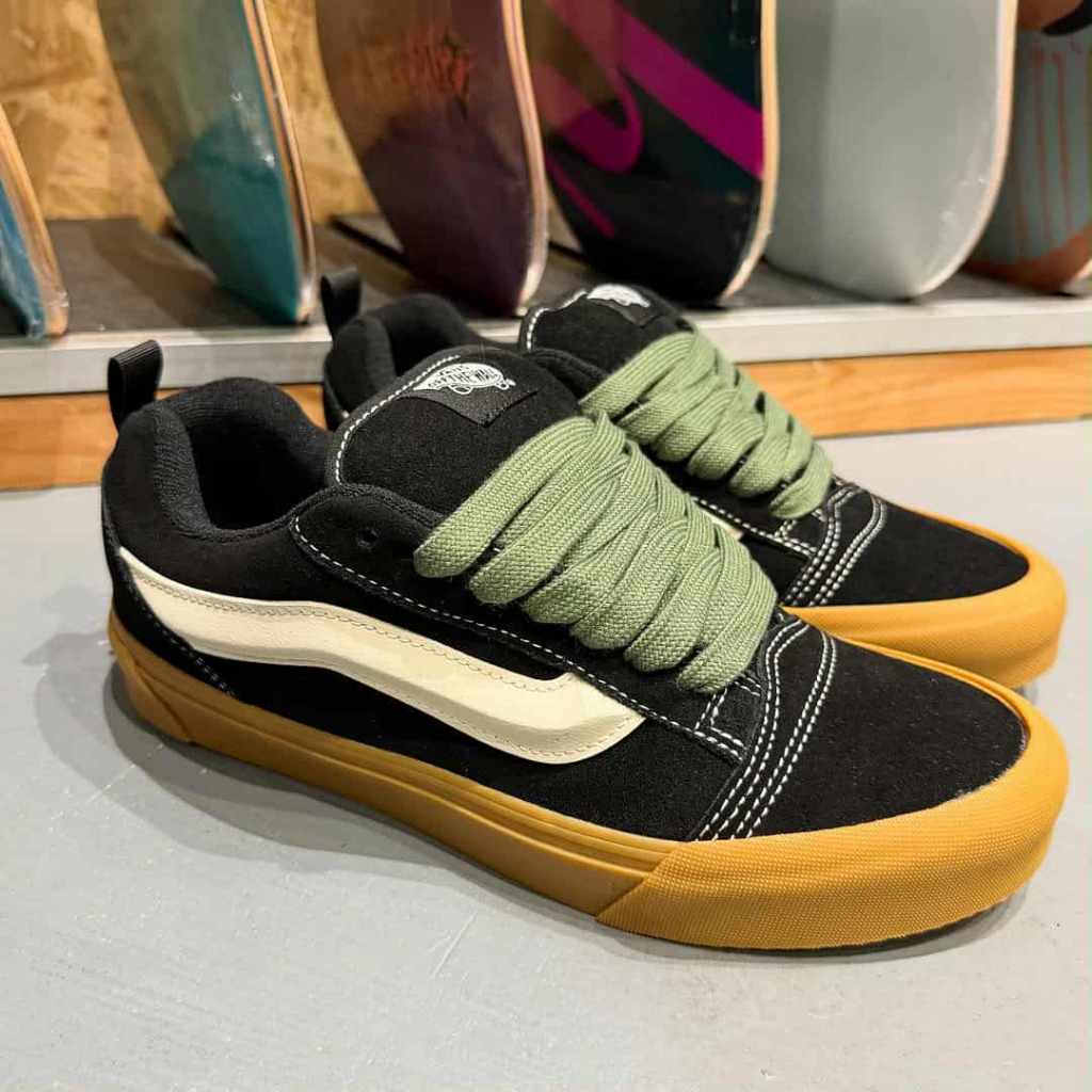 VANS KNU SKOOL POP BLACK GREEN GUM ORIGINAL