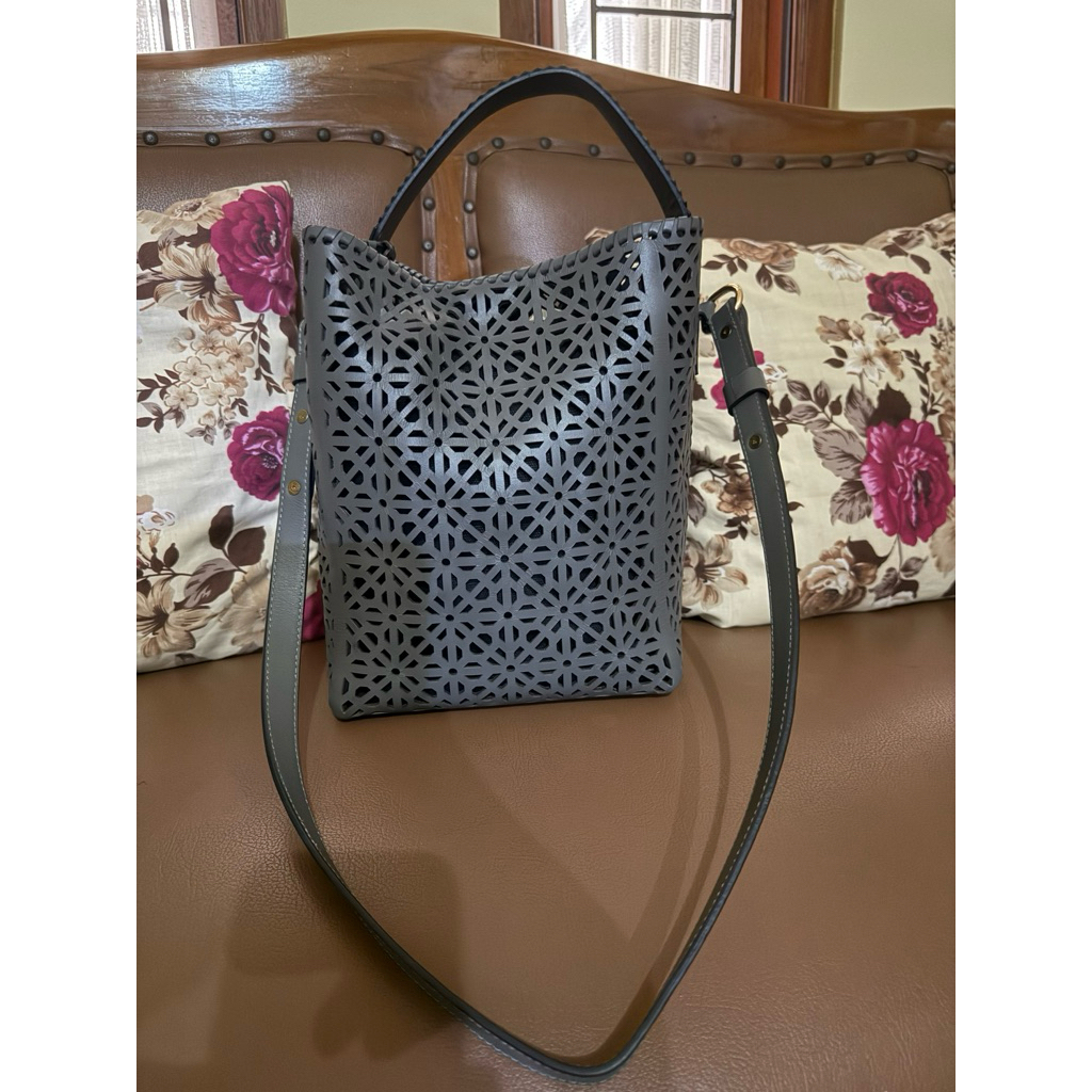 ELLA & GLO Estelle Midi Genuine Leather