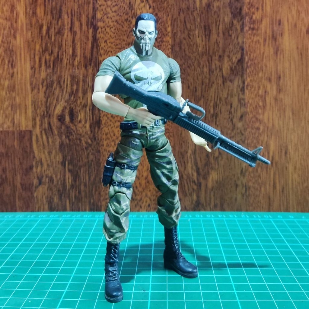 figure the punisher walmart Marvel legends