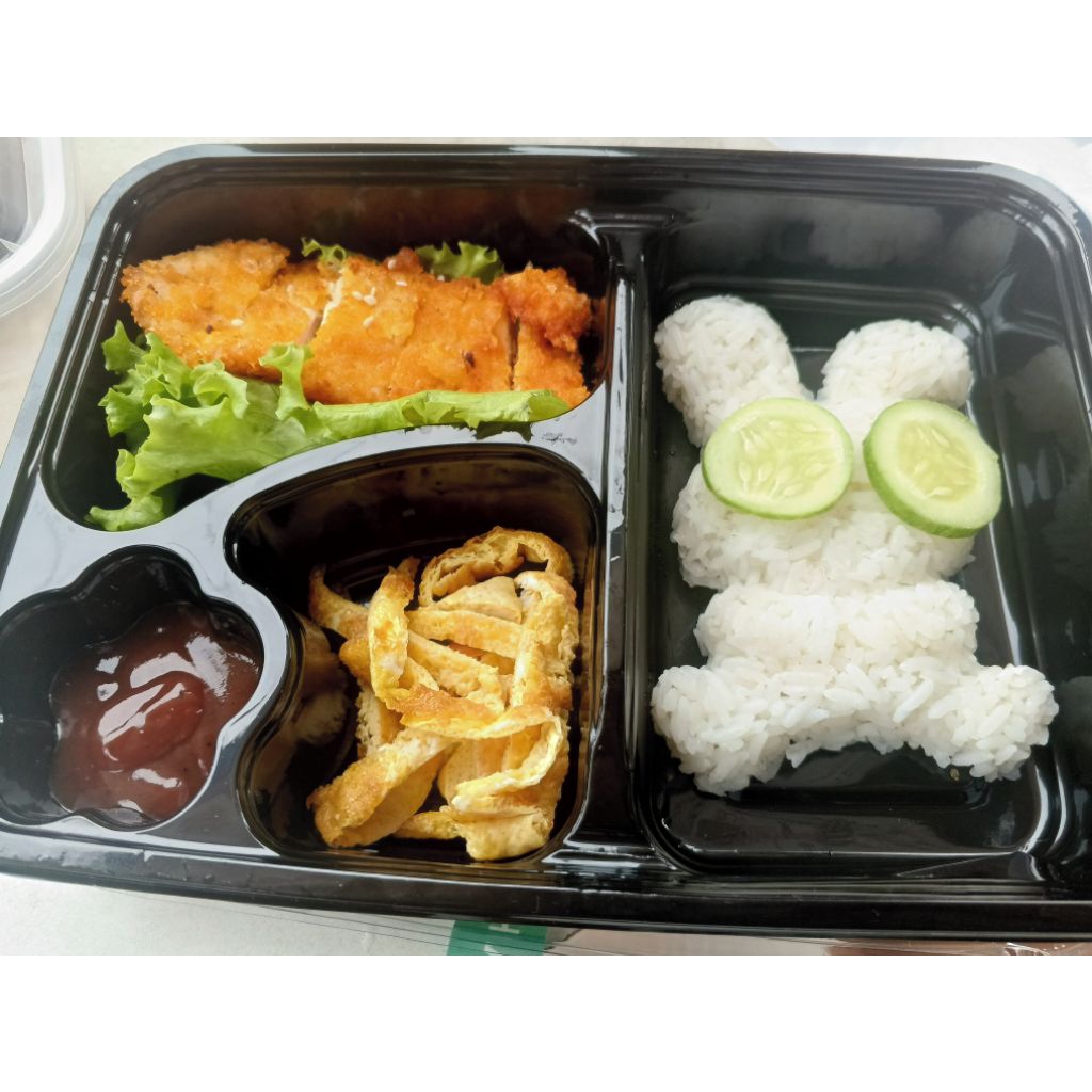 nasi bento karakter ayam katsu