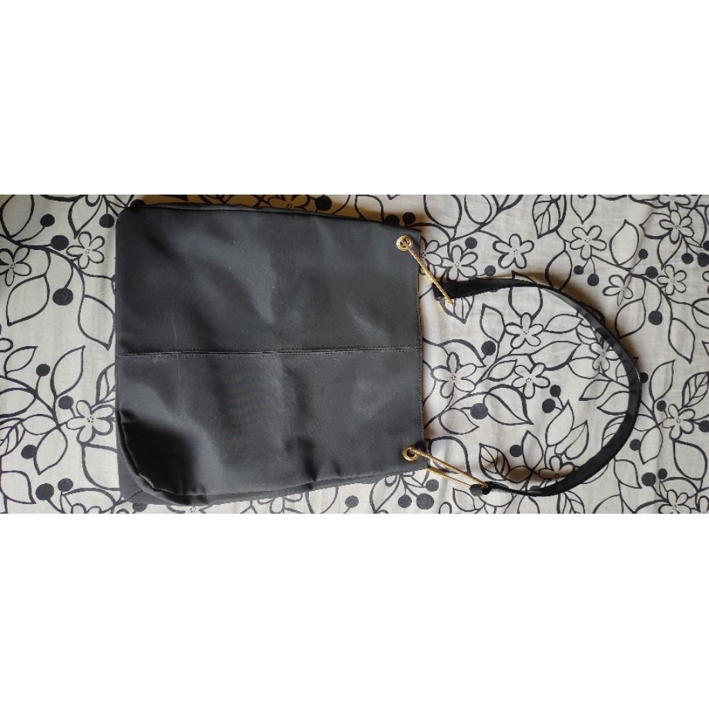 Tas wanita Estee Lauder - Preloved.