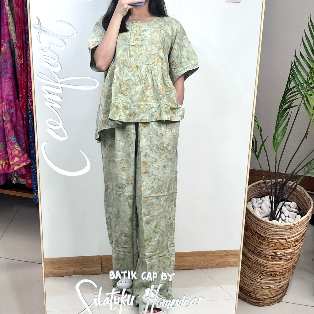 ARUNA Ruffle Busui One Set by SILATUKU - Setelan Atasan Ruffle Set Celana Panjang Batik Cap Rayon Pr