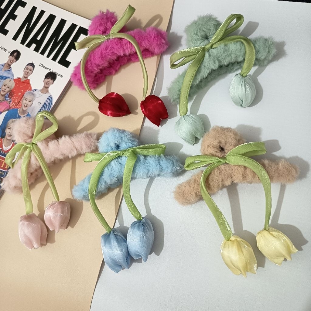 Jedai / Jepit Rambut Bunga Tulip Bulu Juntai