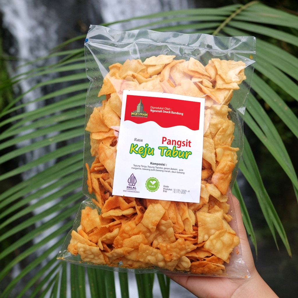 KRIPIK PANGSIT BAWANG 1 KG / PANGSIT GORENG- (Rasa – KEJU TABUR ) Murah Enak / Kiloan