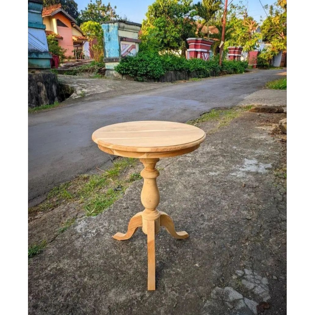 MEJA BULAT KAYU JATI