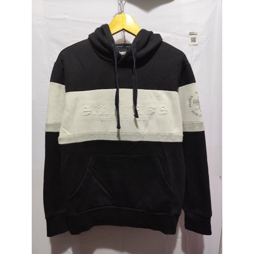 BKBT HOODIE