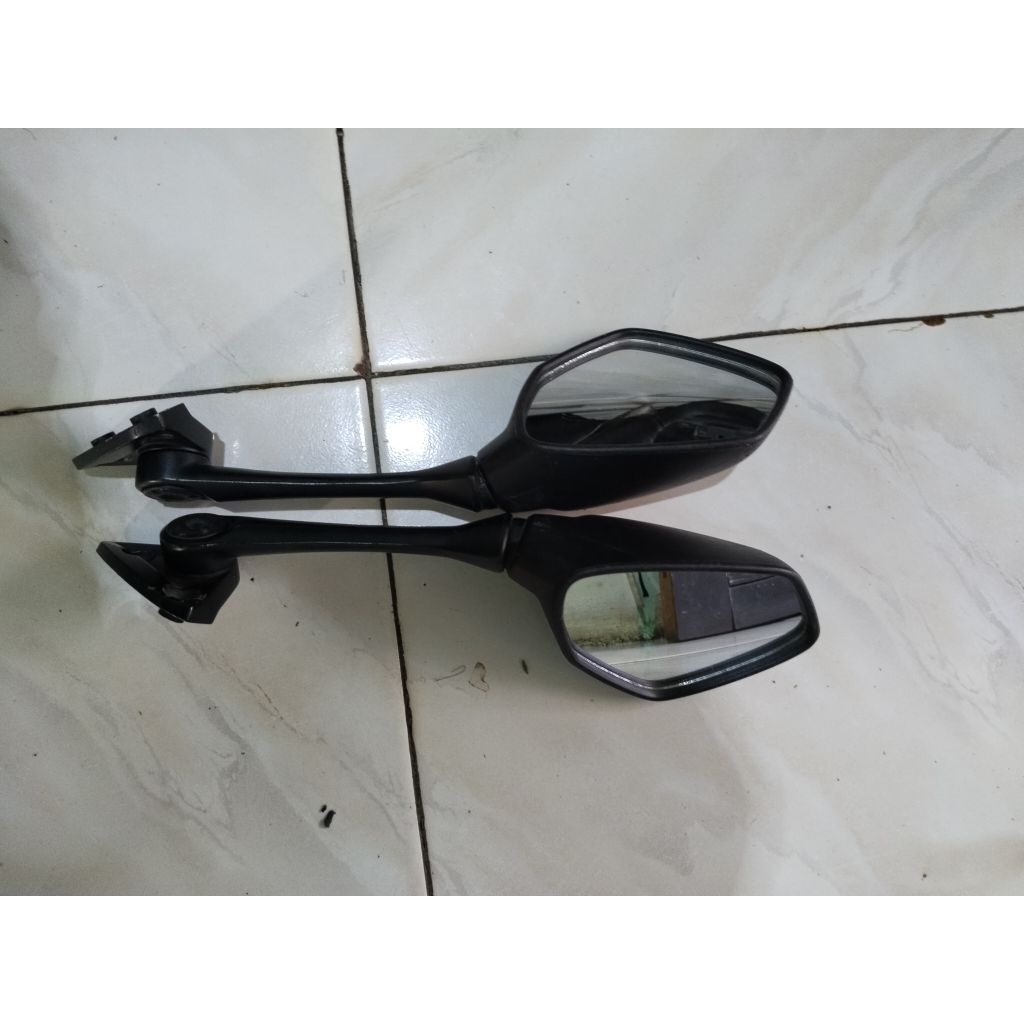 spion suzuki gsx 150