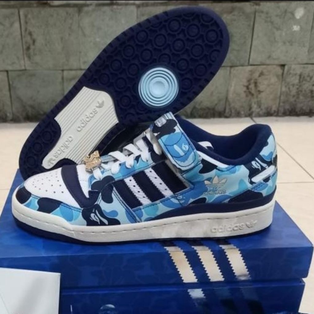 Sepatu Adidas forum 84 low Bape 30th anniversary blue camo