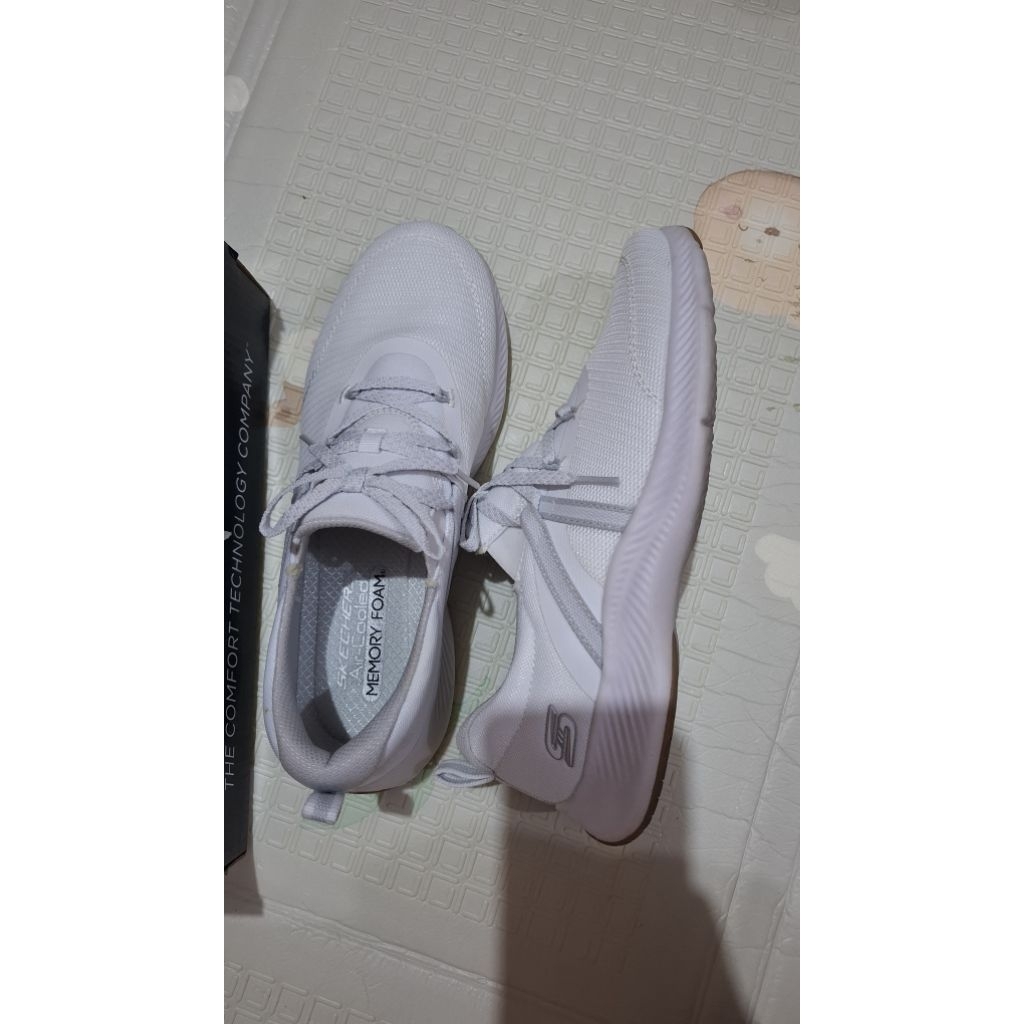 Sepatu skechers vapor foam hype