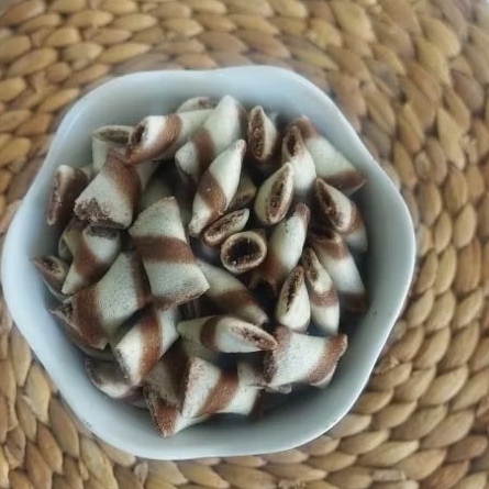 Astor Bantal/Astor Pillow/Astor Rasa Coklat/Snack Kiloan