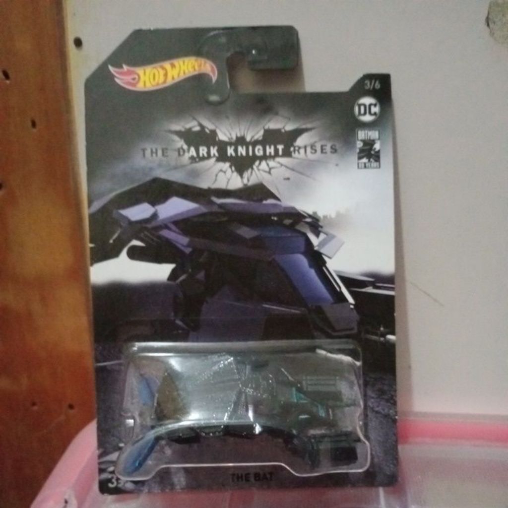 Hot Wheels Batman The Bat Batman 80 years