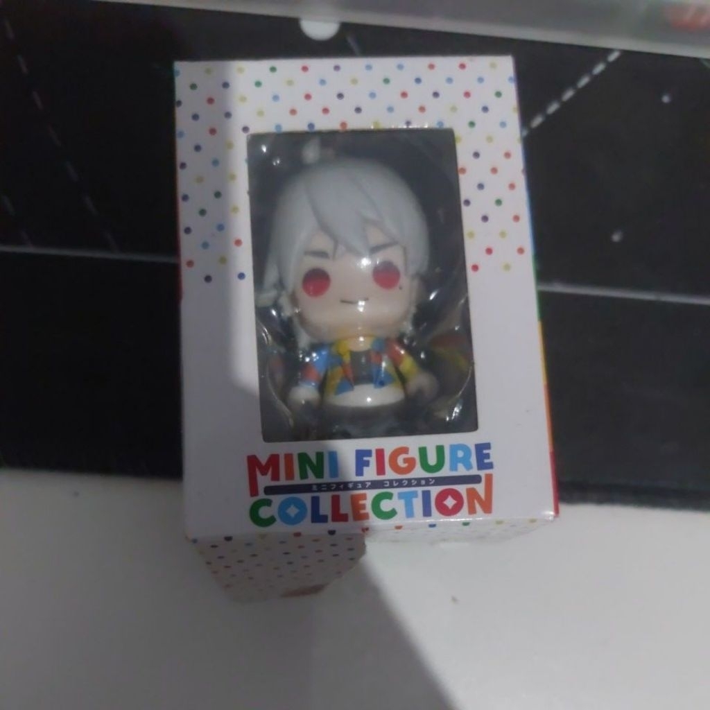 Bib Mini Figure Collection Nijisanji VTuber Kuzuha
