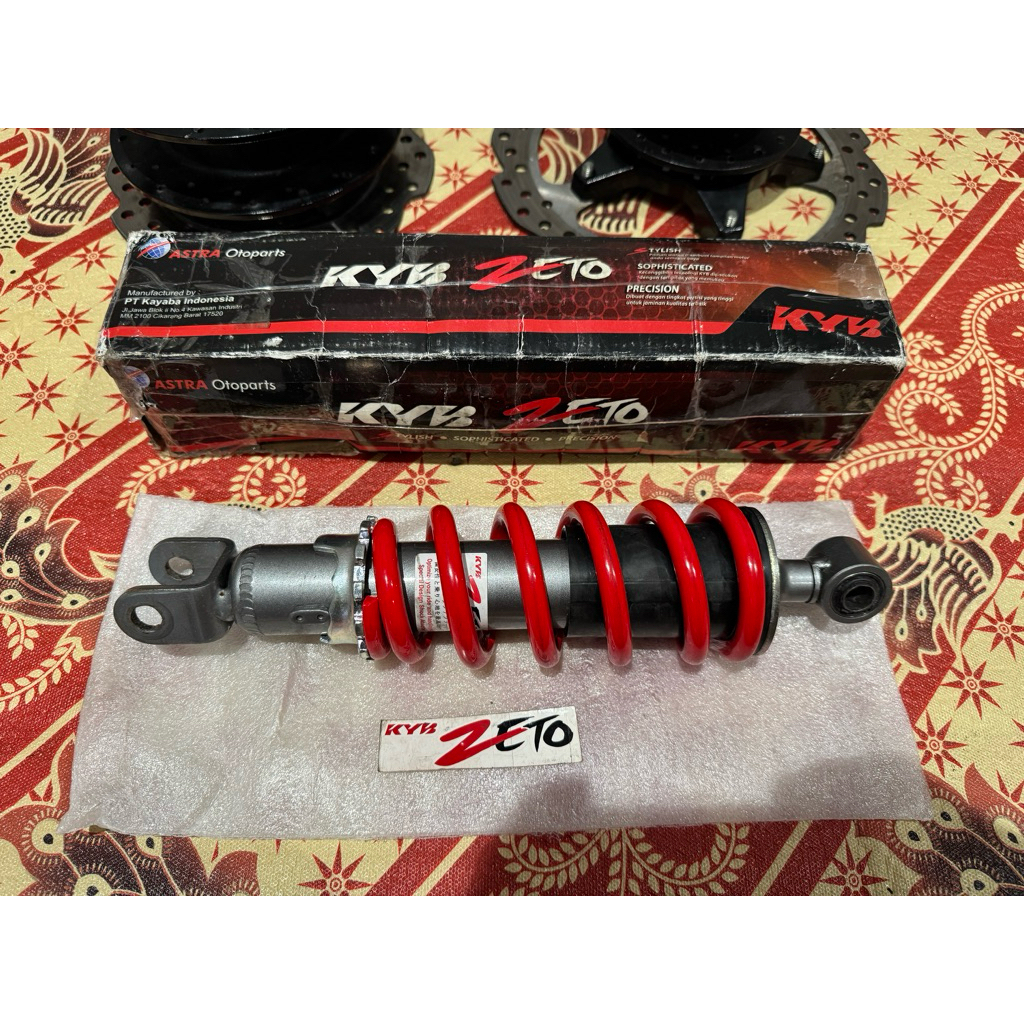 MONOSHOCK BELAKANG KYB KAYABA ZETO UNIVERSAL 300 MM