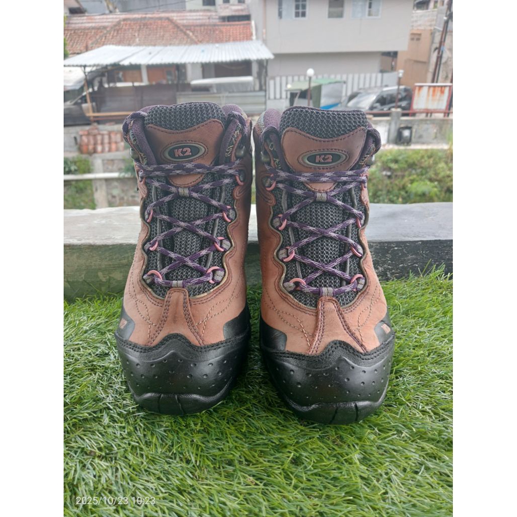 sepatu second outdoor k2