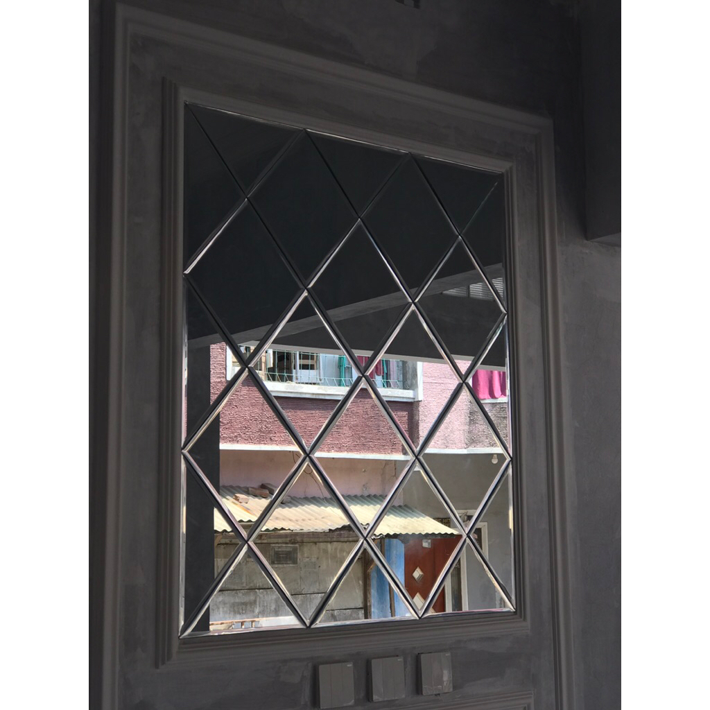 kaca cermin hias ruang tamu motif ketupat bevel 1cm