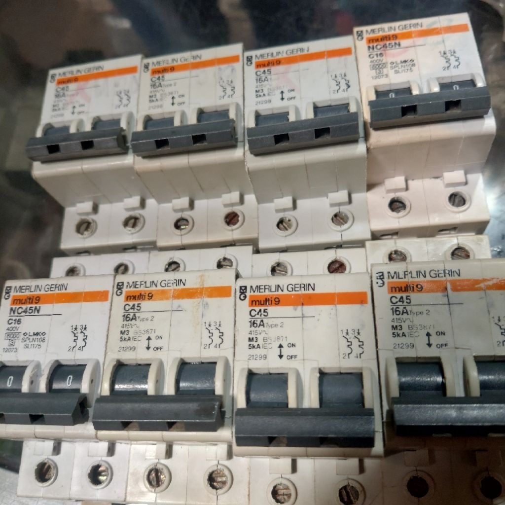 MCB Merlin Gerin Multi9 C45 2P 16A 2Pole /Mcb Merlin Gerin 2P 16 Ampere 2Pole
