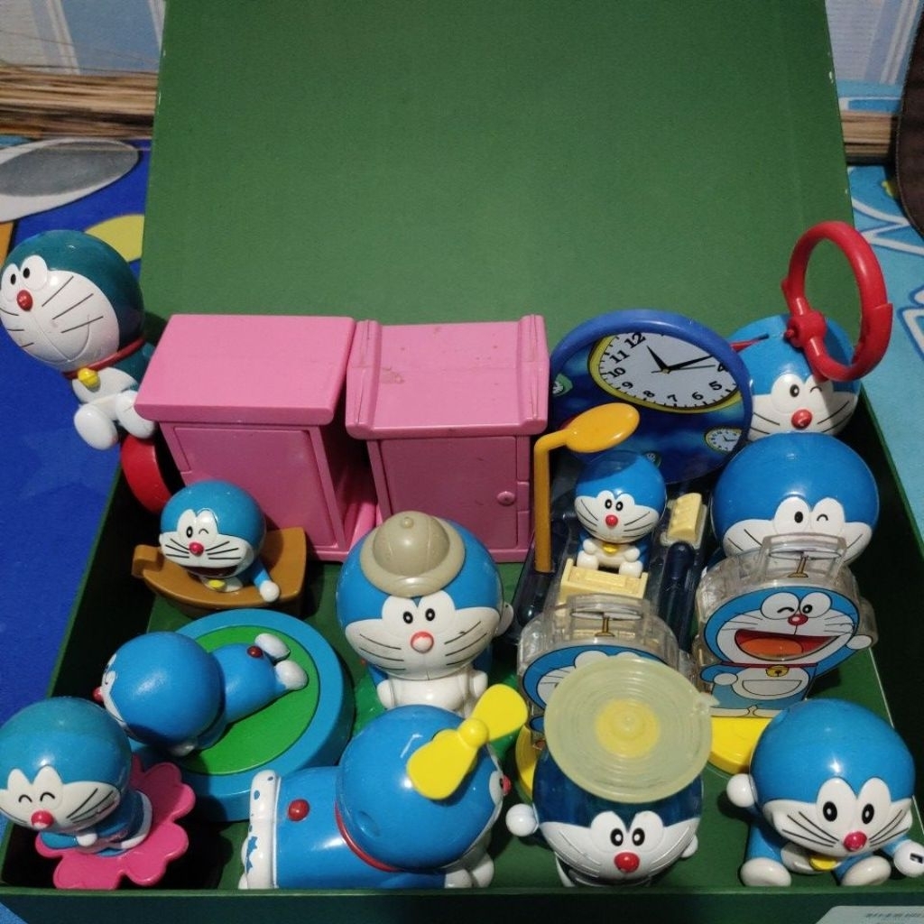 Koleksi doraemon, bekas, preloved