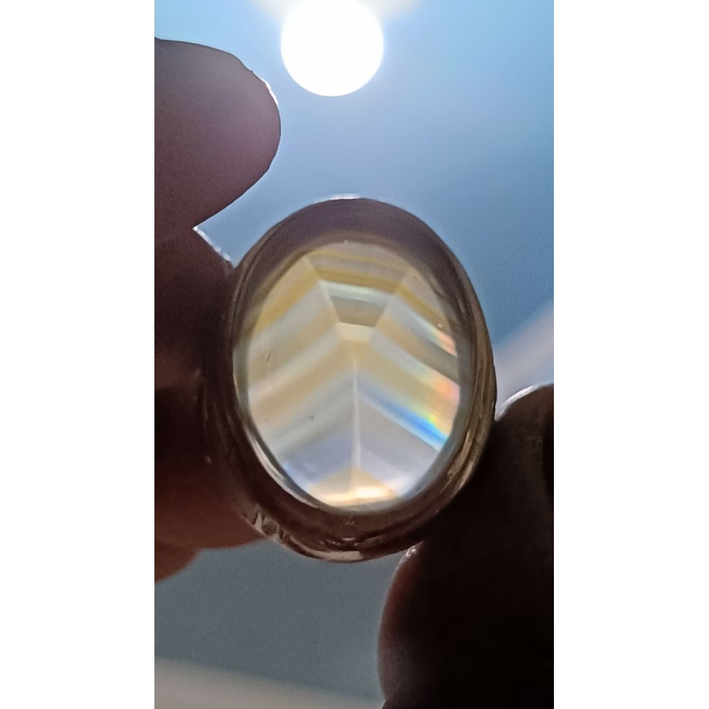 batu junder iris pelangi