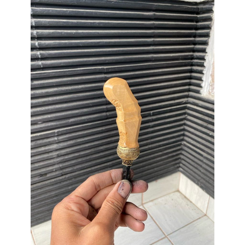 deder lempuyangan cendana jogja mendak selut