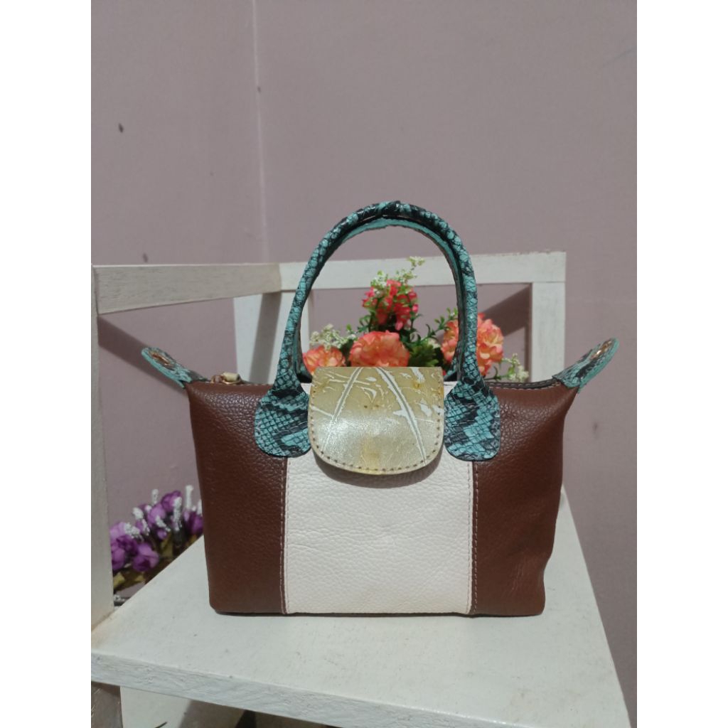SALE tas kulit jinjing/selempang, tas kulit model LC, tas kulit motif mix, tas kulit murah