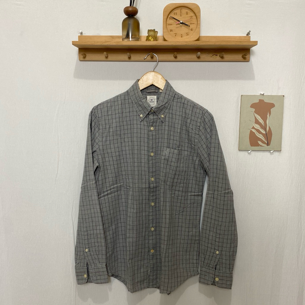 kemeja panjang pria DOCKERS original size S kondisi bagus