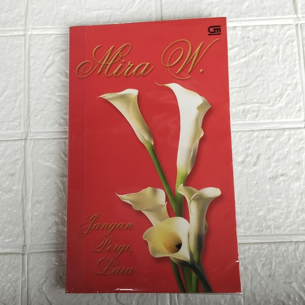 NOVEL BEKAS ORIGINAL JANGAN PERGI LARA