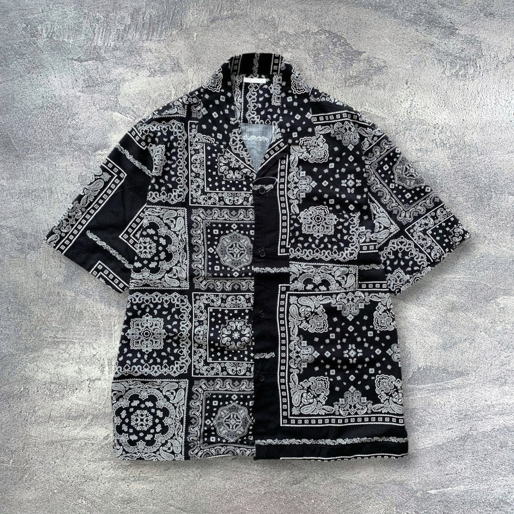 Kemeja Paisley Gu Uniqlo Black