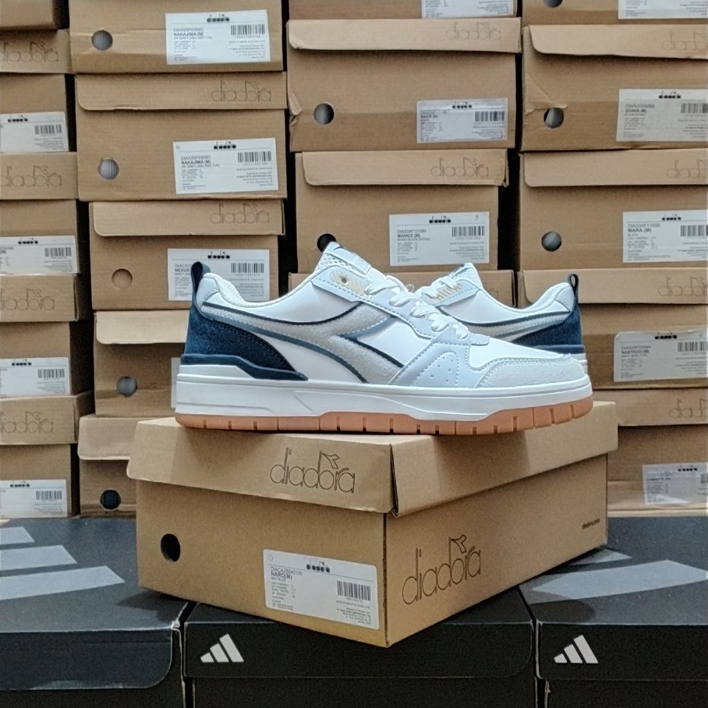 Sepatu Diadora Naro Putih (Original)
