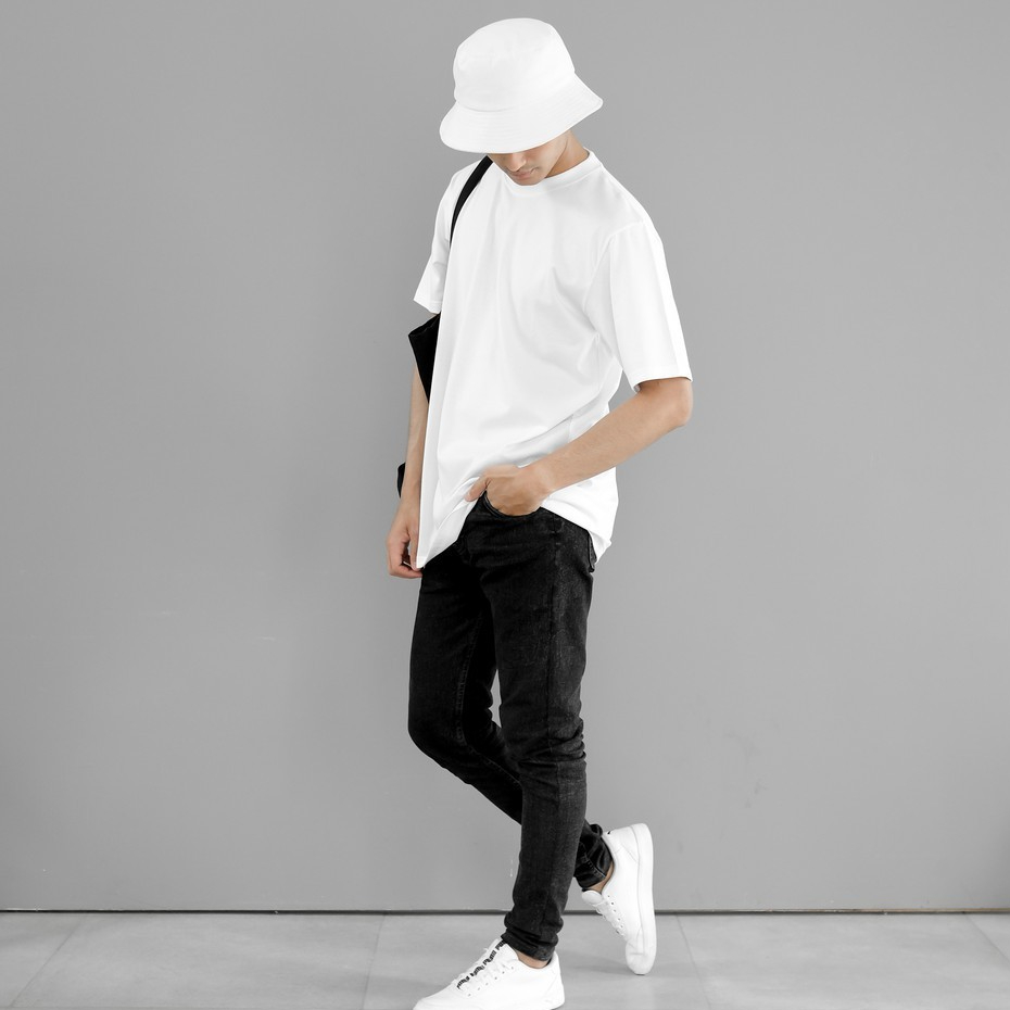 Kaos Polos Putih Distro Bahan tebal 24s/kaos polos/kaos pria distro terbaru 2025/kaos putih polos