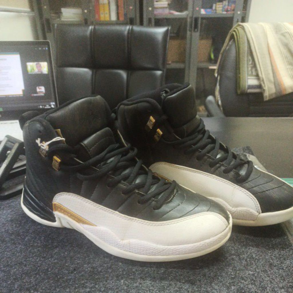Second - Nike Air Jordan Retro 12 Wings Size 42 (26, 5 cm)